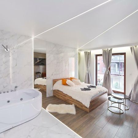 Yourapart Chmielna Park Exclusive Z Wanna Wolnostojaca Lub Jacuzzi Гданьск Экстерьер фото