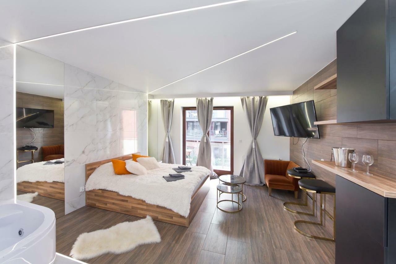 Yourapart Chmielna Park Exclusive Z Wanna Wolnostojaca Lub Jacuzzi Гданьск Экстерьер фото